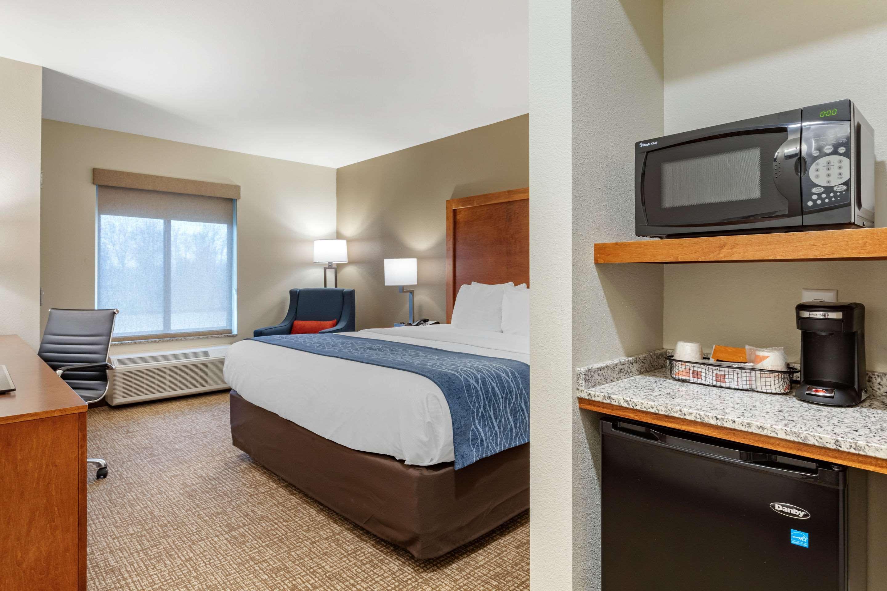 Comfort Inn White House Exterior photo